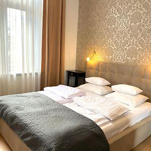 Studio met een King Size Bed